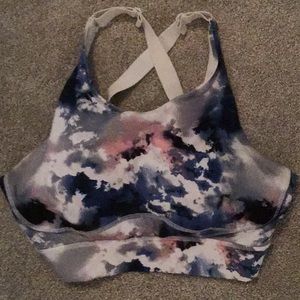 Lucy sports bralette